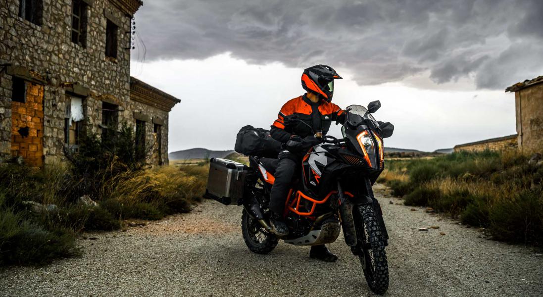 2019-KTM-1290-Super-Adventure-R2.jpg