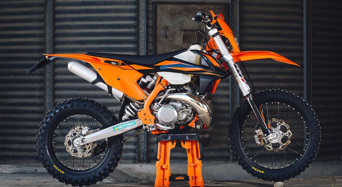 KTM-EXC-2019-002.jpg