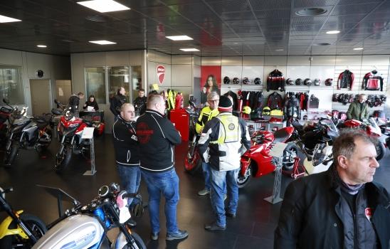 foto-evento-ducati-2023-03-18-004.jpg