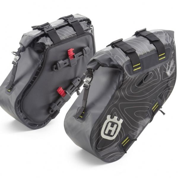 Convert-1200Wx1200H-PHO-HP-NMON-22112925144-Side-bag-set-SALL-AWSG-V1.png