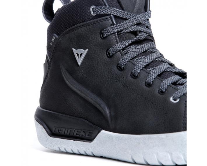 2017984metractive-woman-d-wp-shoes-black-white-2.jpg