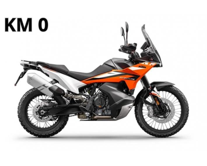 890-ADV-.png