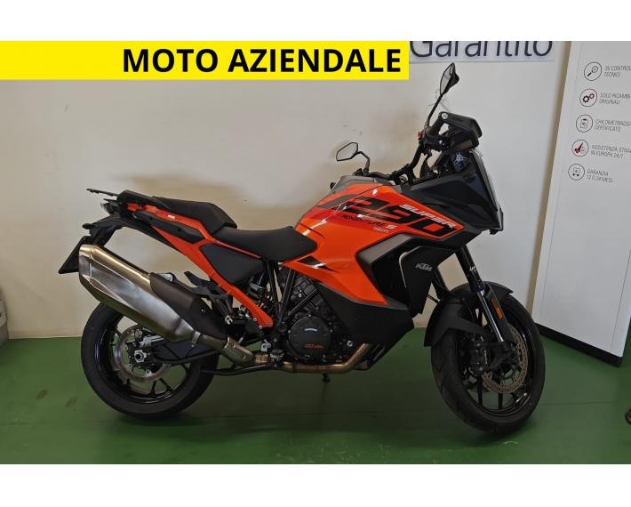 MOTO-AZIENDALE-FOTO.jpg